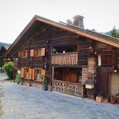 לה גראן-בורנו Charmieux Appartement En Chalet Typique מראה חיצוני תמונה